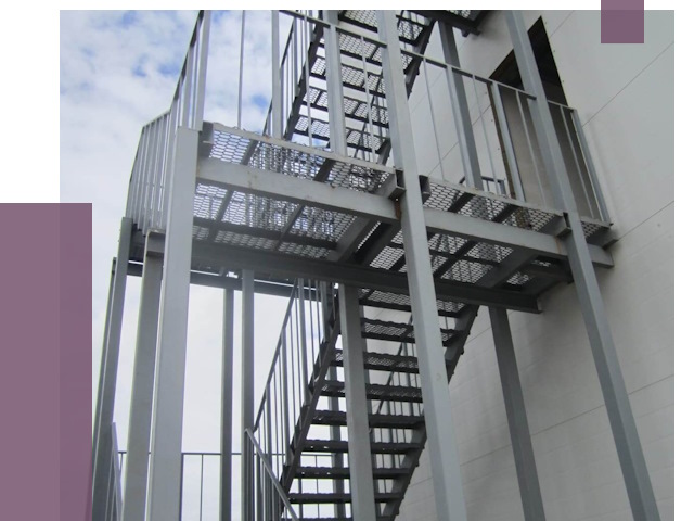 Монтаж пожарных лестниц в Пскове от 7714 руб.