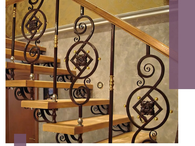 Изготовление кованых лестниц под ключ в Пскове