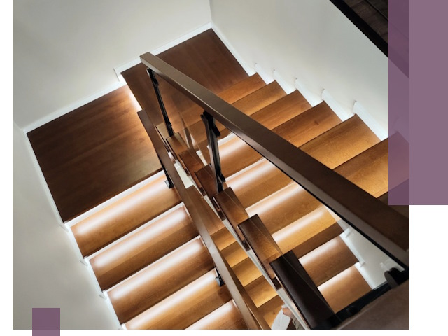 Изготовление П-образных лестниц под ключ в Пскове