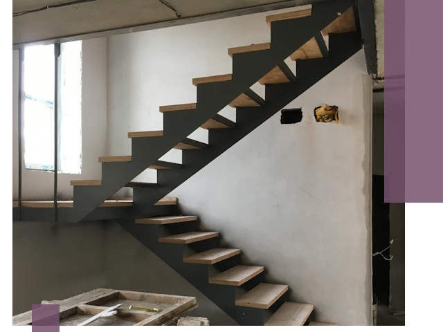 Изготовление лестниц на металлокаркасе в Пскове от производителя