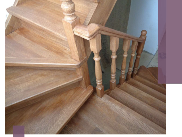 Дубовые лестницы под ключ в Пскове: изготовление и монтаж