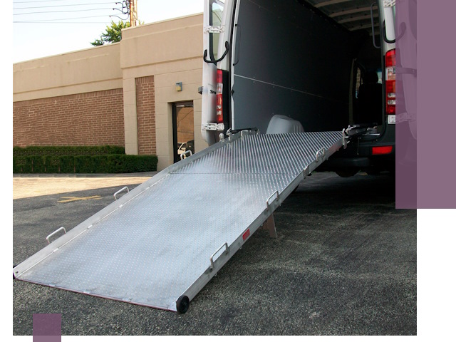 Мобильные пандусы в Пскове — производство, монтаж и аренда