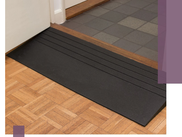 Резиновые пандусы для доступа и безопасности в Пскове