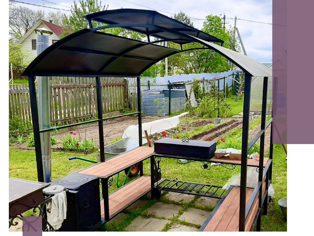 Навесы для барбекю в Пскове: изготовление, монтаж и демонтаж