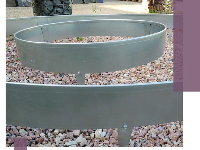 Нержавеющие бордюры под ключ в Пскове — изготовление и монтаж