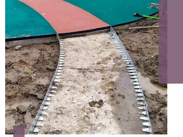 Металлические бордюры для дорожек в Пскове — монтаж и изготовление