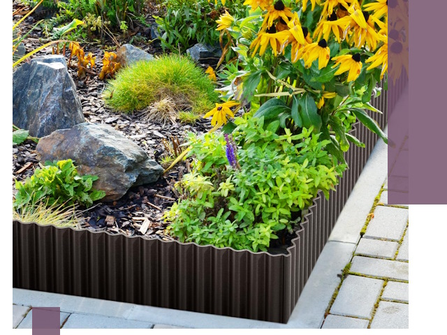 Металлические бордюры для клумб в Пскове — производство и монтаж